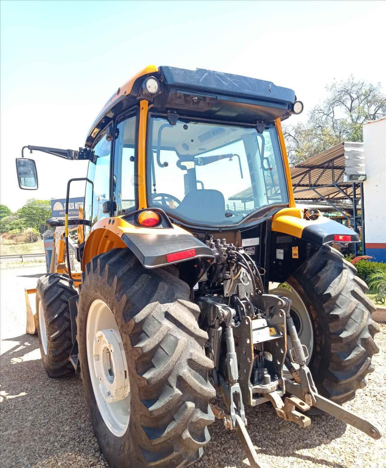 VALTRA A104 2019/2019