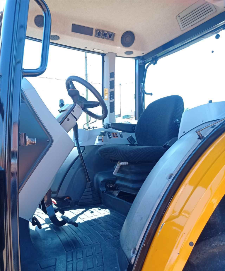 VALTRA A104 2019/2019