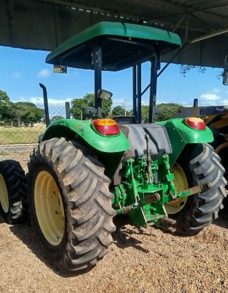 JOHN DEERE 5055E 2013/2013 JOHN DEERE 5055E 2013/2013